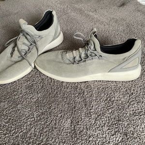 Grey athletic aldo shoes. Worn 1-2 times